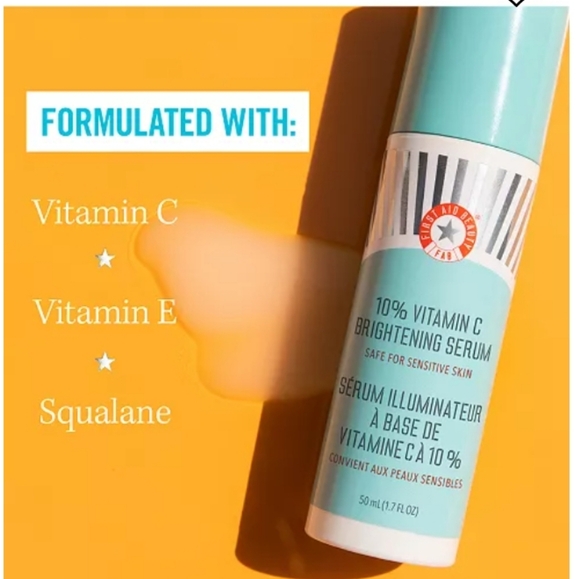 First Aid Beauty 10% Vitamin C Brightening Serum - Picture 1 of 12